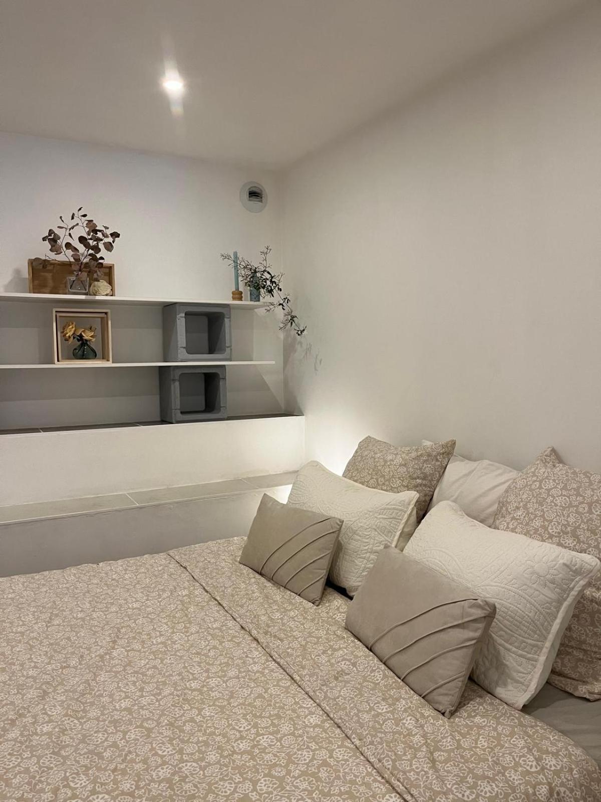 La Mhirabelle Hotel แซงต์-ปอล-เดอ-วองส์ ภายนอก รูปภาพ